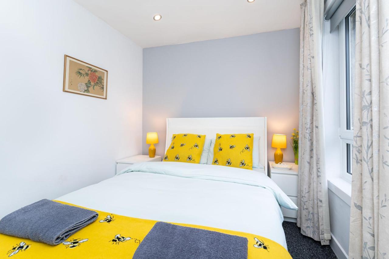 Lovely 3-Bedroom Flat With Free Parking Bridge of Allan Exterior photo